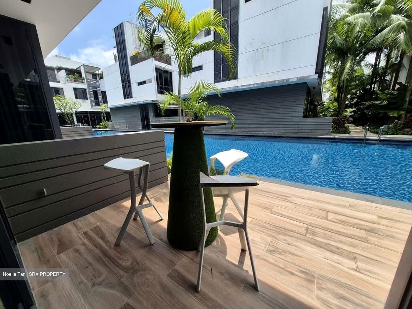 Alana (D28), Terrace #571862581
